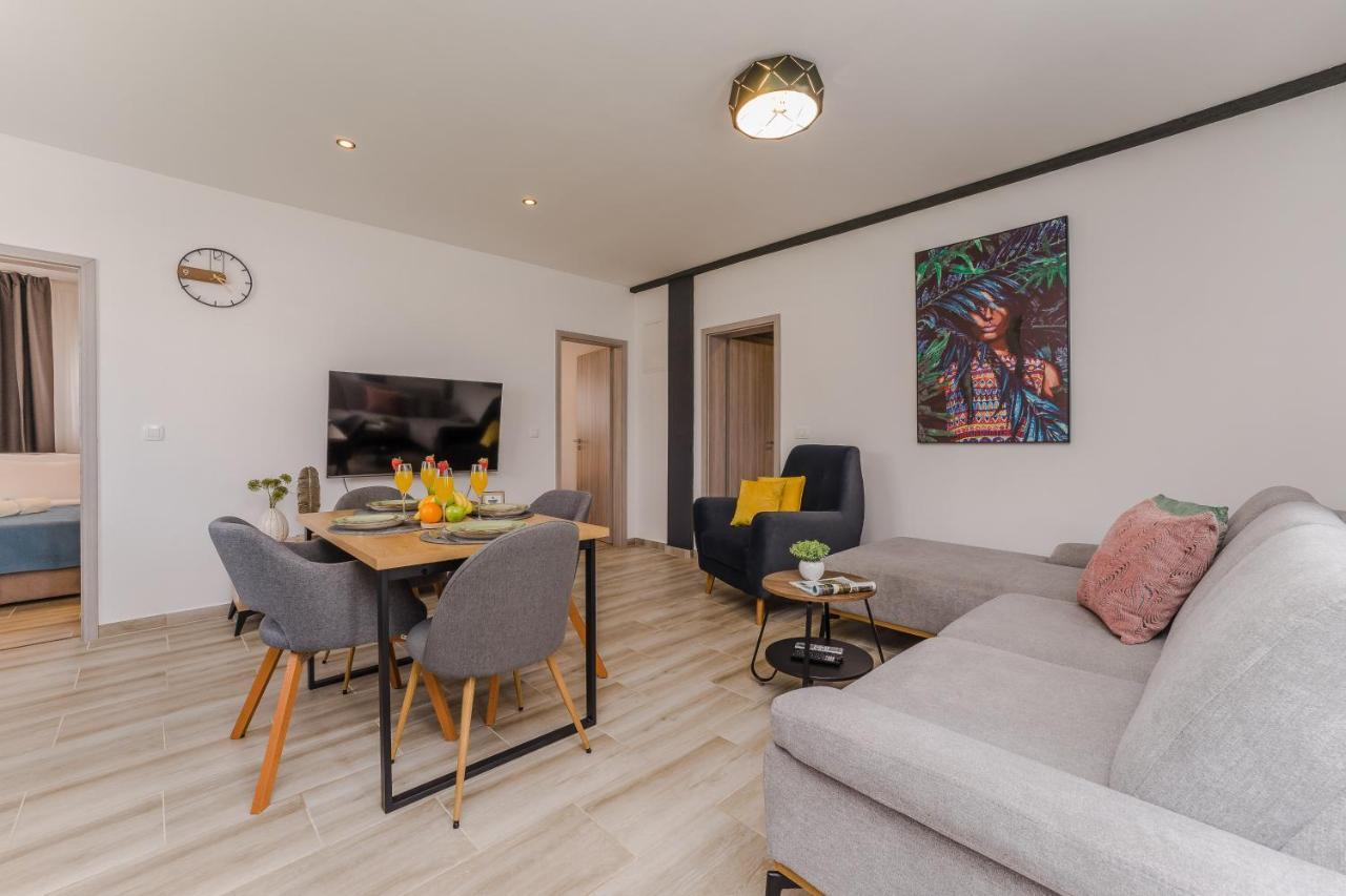 Apartmani Dmarie Privlaka  Exterior photo